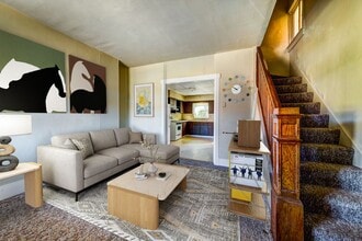 Building Photo - 89 Westwood St