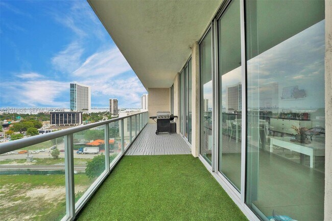 Building Photo - 3470 E Coast Ave