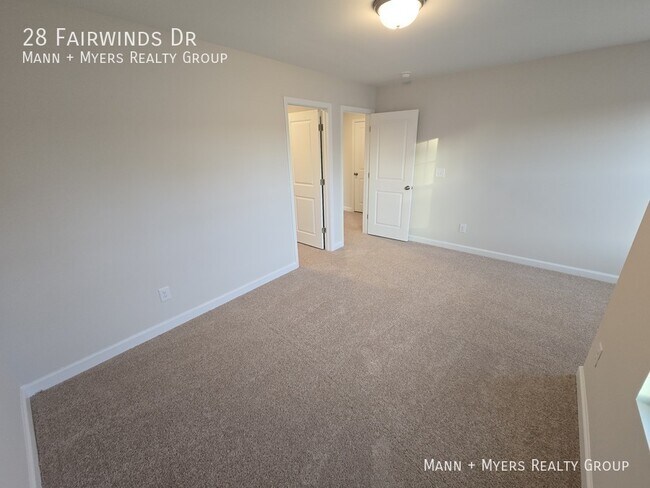 Building Photo - 28 Fairwinds Dr