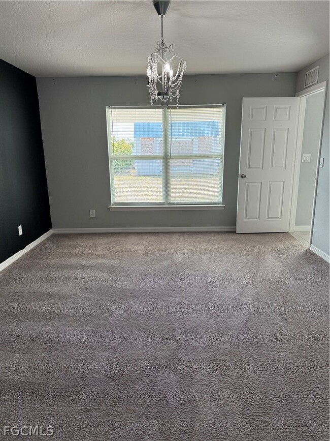 Building Photo - 910 NW 8th Terrace