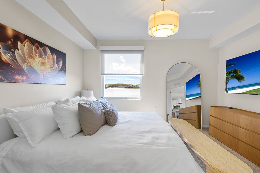 Building Photo - 5583 Double Eagle Cir