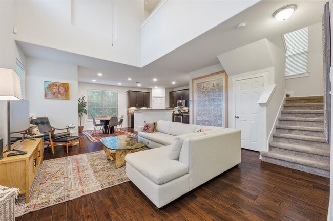 Building Photo - 2101 Rivers Edge Way