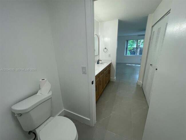 Building Photo - 3325 NW 79th Way