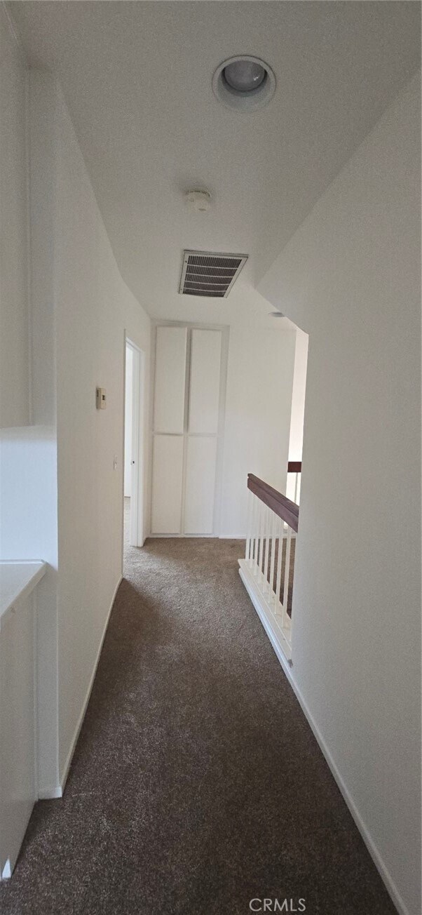 Building Photo - 6 Firethorn