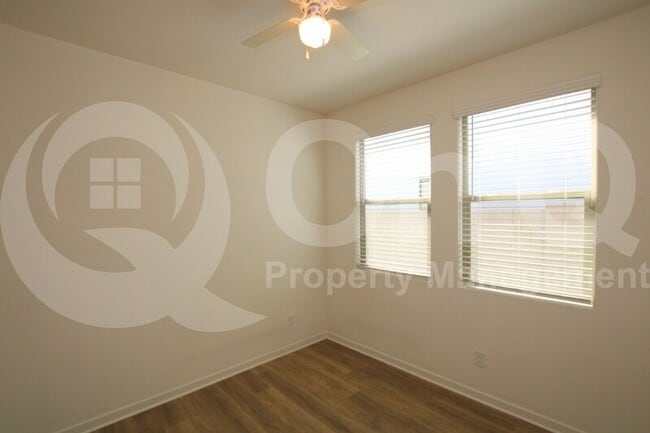 Building Photo - 35136 N Magnette Way