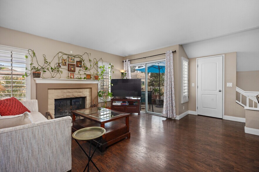 Building Photo - 66 Sandcastle