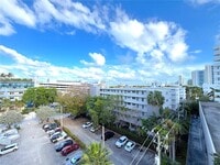 Building Photo - 1340 Lincoln Rd