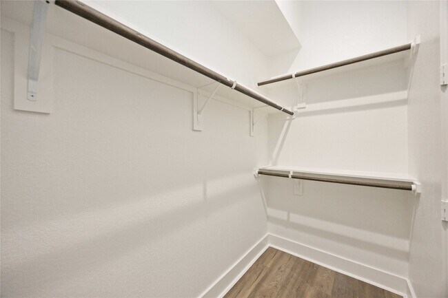 Building Photo - 6528 Tuskegee St