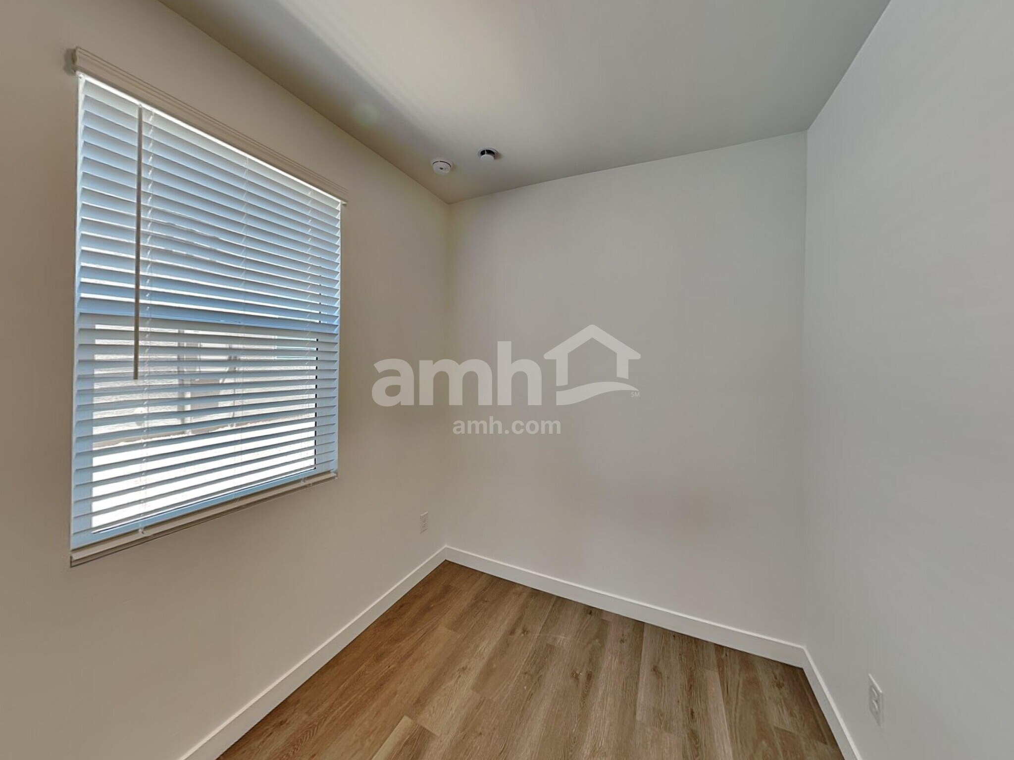Building Photo - 9677 N Rancho Lozano