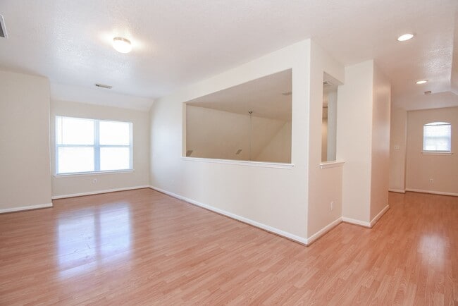 Building Photo - 7542 Autumn Sun Dr