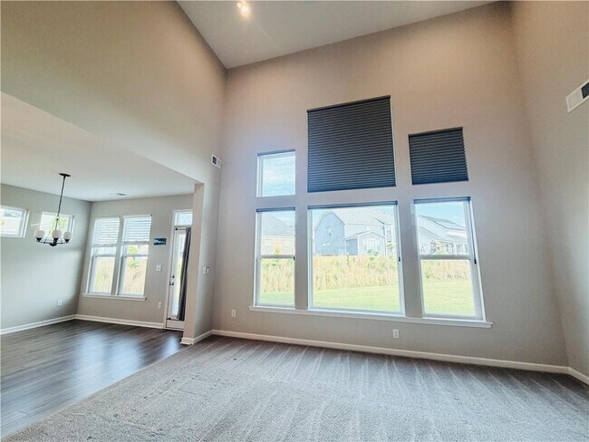 Building Photo - 607 Michigan Cir