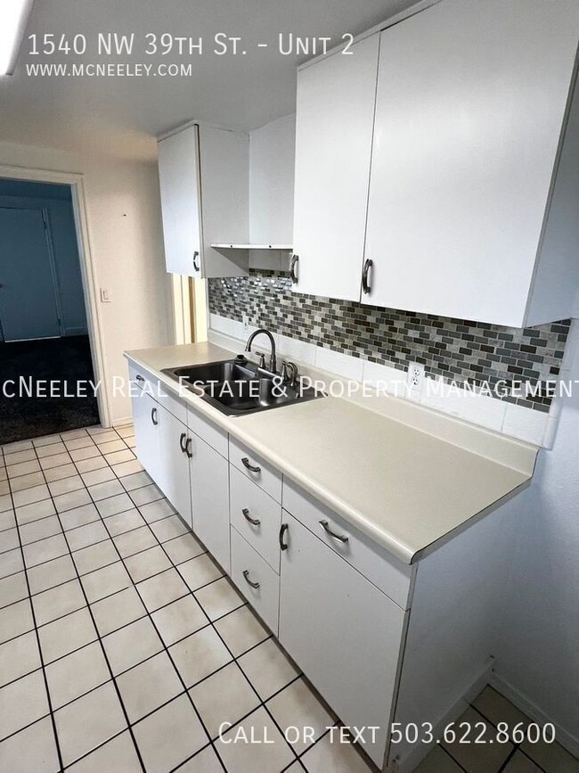 Building Photo - 1540 NW 39th St