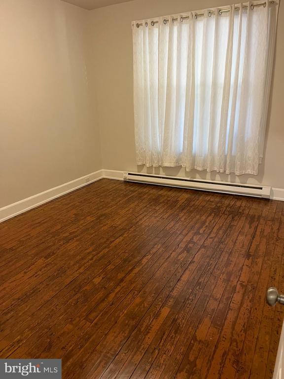 Building Photo - 339 Chestnut St