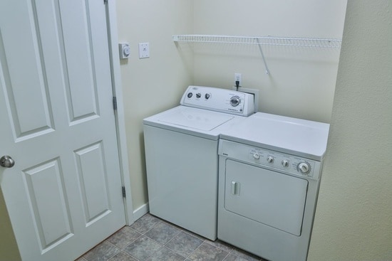 Building Photo - Beautiful Two Bedroom - CEDAR PARK at REDM...