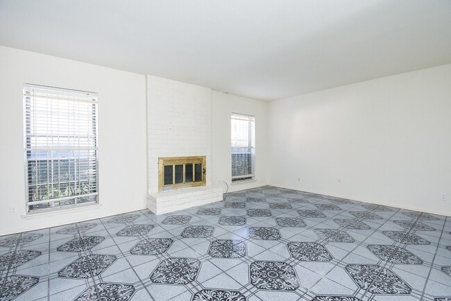 Building Photo - 4022 Belle Park Dr