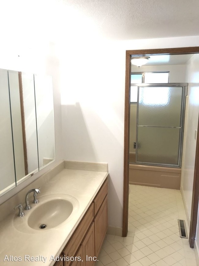 Building Photo - 4 br, 2 bath House - 1861 Limetree Lane