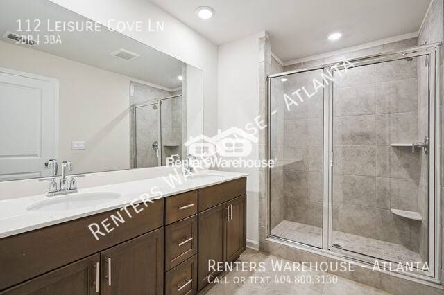 Building Photo - 3 Bedroom Townhome in the Heart of McDonough