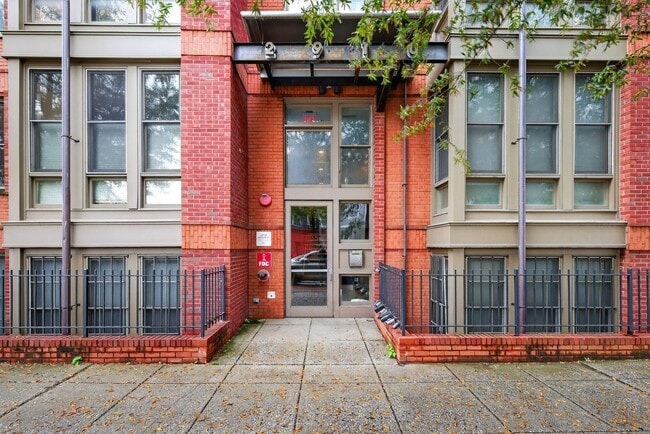 Building Photo - Chic 1-Bedroom Condo in Columbia Heights –...