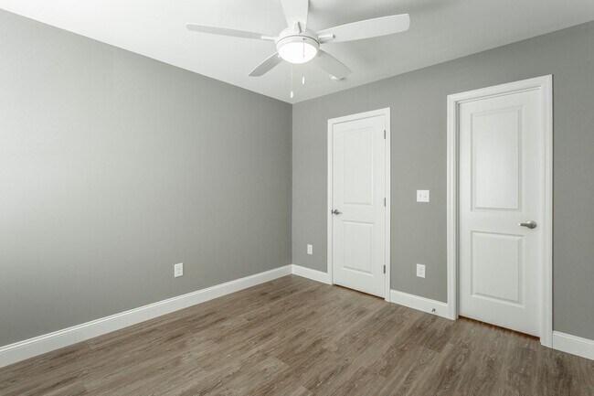 Building Photo - New 4 Bedroom Home in Red Bank with 2-Car Garage