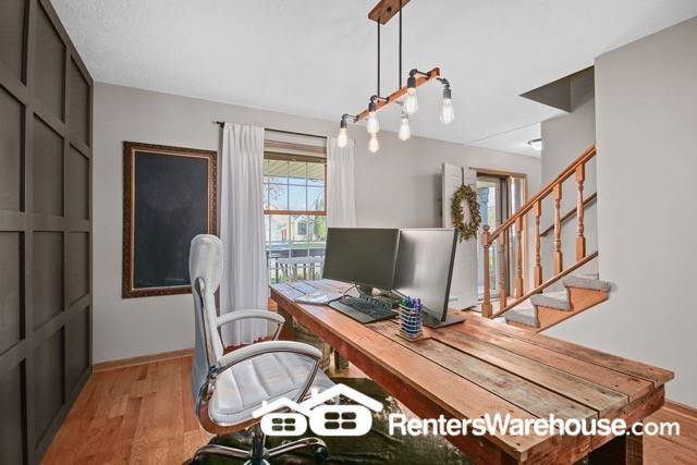 Building Photo - 1052 Briar Glen Ln