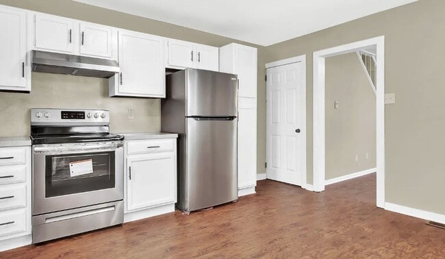 Building Photo - Bright 3 Bedroom, 2 Bath Home In East Pennsboro!