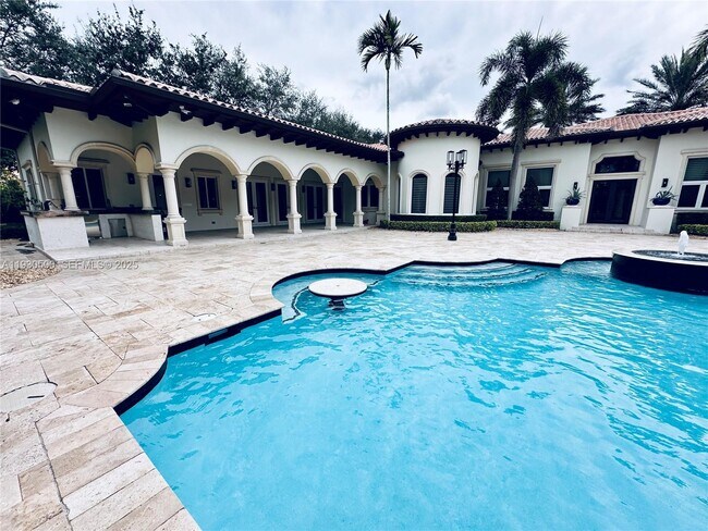 Building Photo - 6180 SW 132nd St