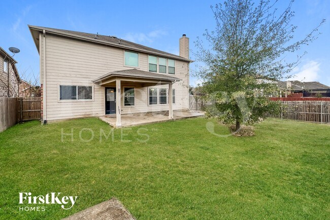 Building Photo - 414 Hackberry Dr