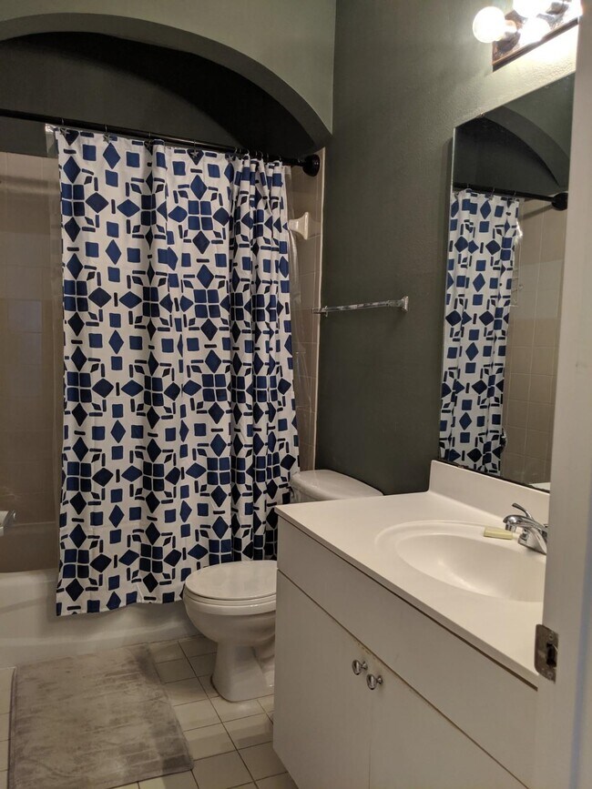 Building Photo - 23109 Harbour Vista Cir