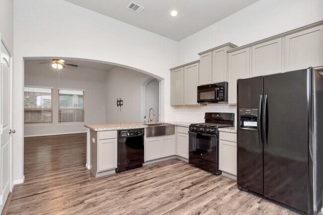 Building Photo - 4406 Low Meadow Ln