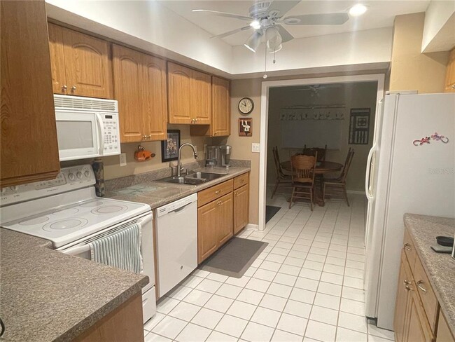 Building Photo - 301 Faircross Cir