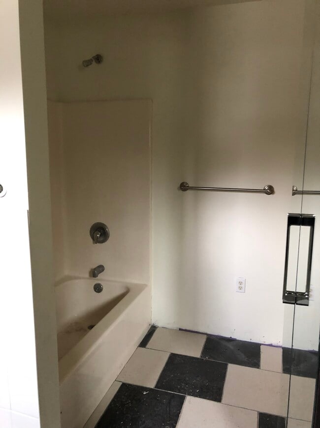 Building Photo - Zenith Apartments, LLC