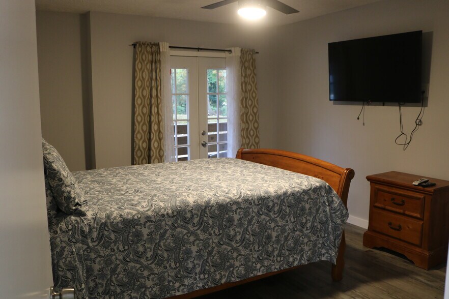 Building Photo - 3830 Kensingwood Trce