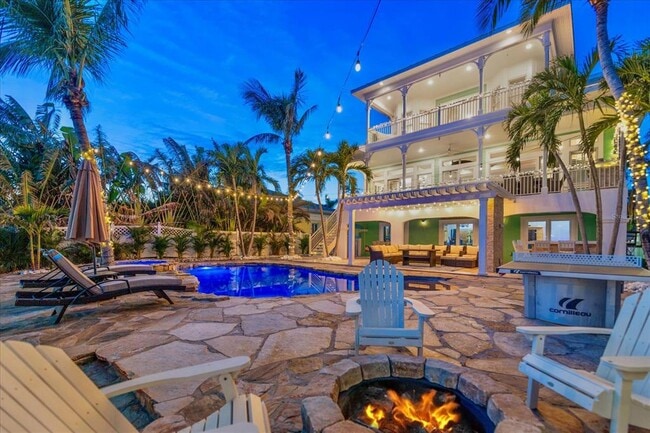 Building Photo - 644 Boca Ciega Isle Dr