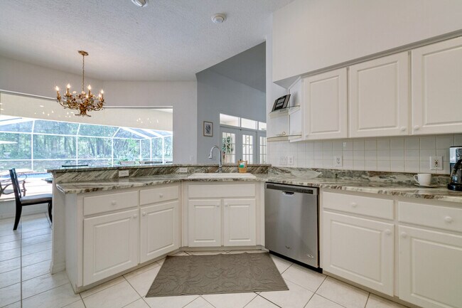 Building Photo - 9939 SW 203rd Cir