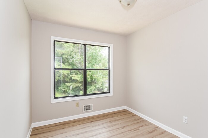 Building Photo - 5975 Wellborn Trail