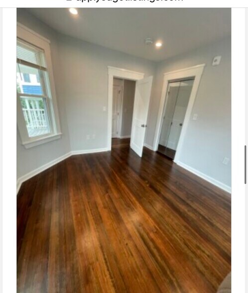 Building Photo - 33 Raymond Ave