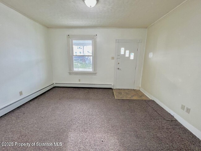 Building Photo - 1429 N Lincoln Ave