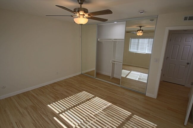 Building Photo - Spring Valley 4-Bedroom Home - Completely remodeled