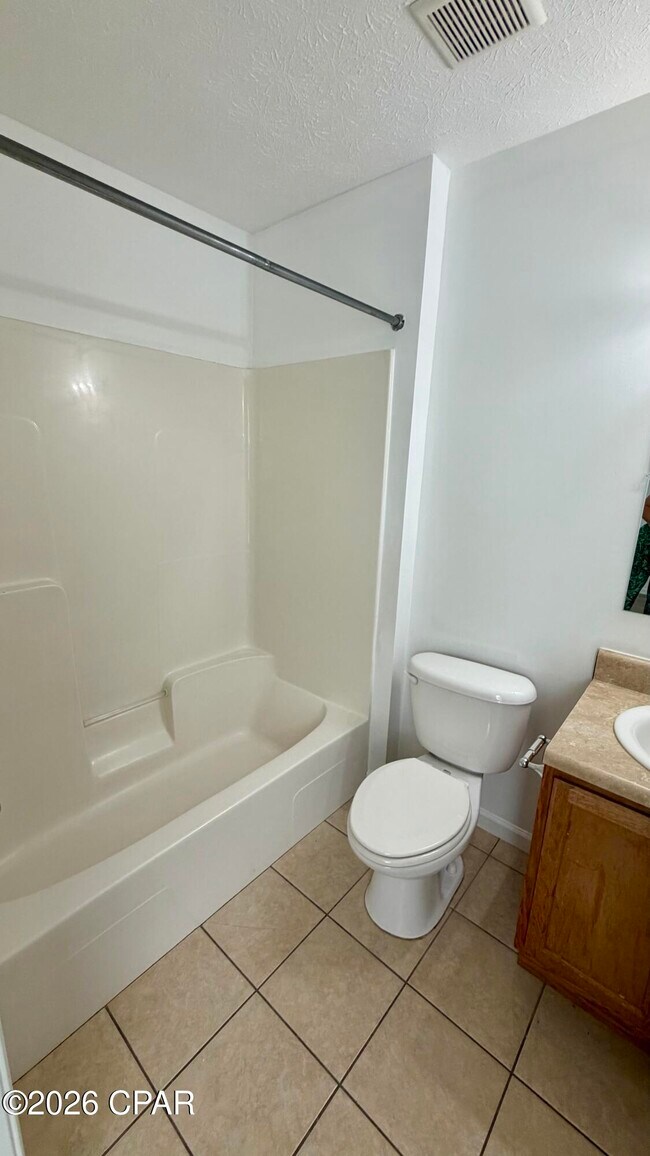 Building Photo - 9117 Laird St