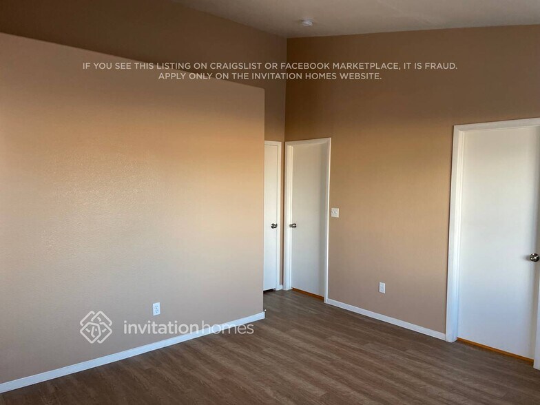 Building Photo - 1938 Panther Pl