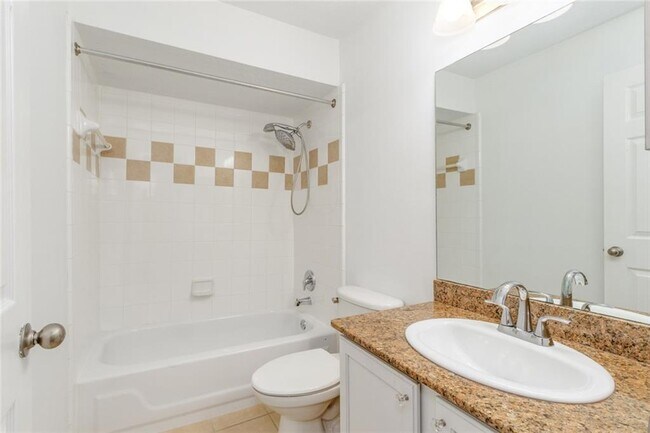 Building Photo - 3005 Seven Pines Ln