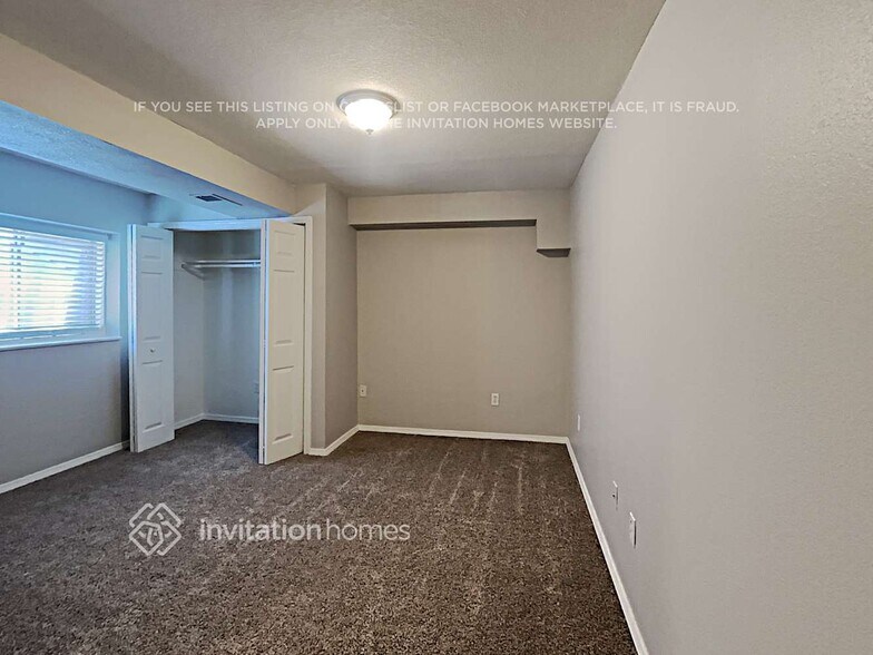 Building Photo - 6025 Fossil Dr