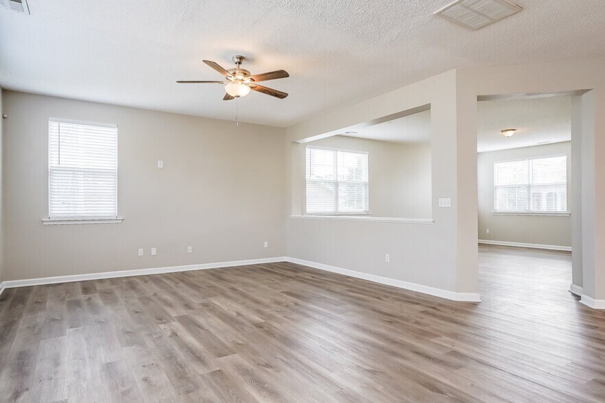 Building Photo - 3201 Mackinac Island Ln