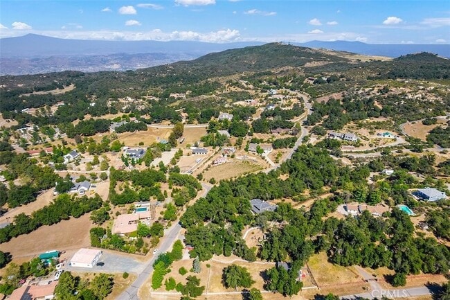 Building Photo - 35455 El Niguel Rd