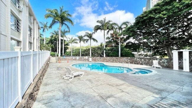 Building Photo - 98-1032 Moanalua Road