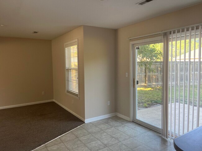 Building Photo - 2409 Lubbock Ct