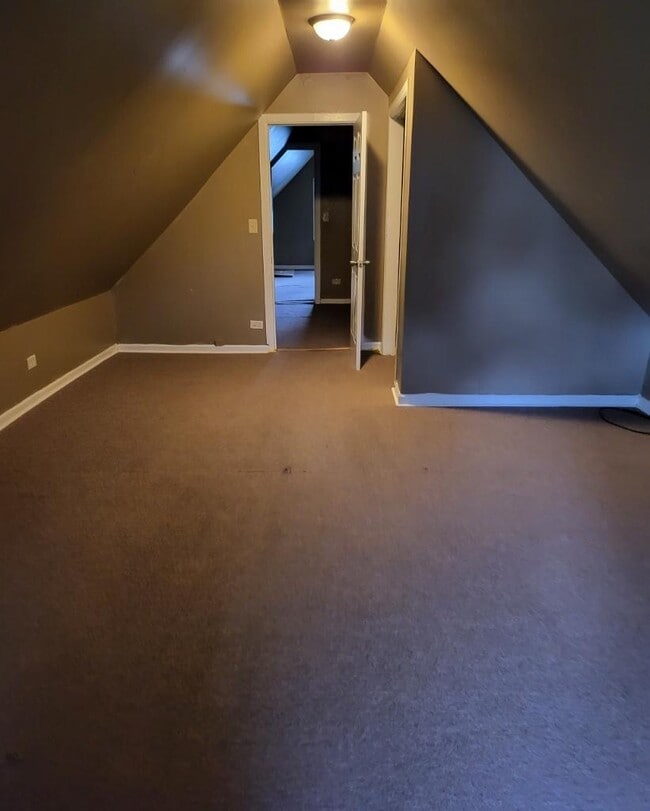 Building Photo - 8752 S Saginaw Ave