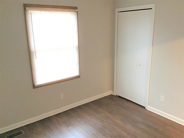 Building Photo - 2039 Bluestream Ct