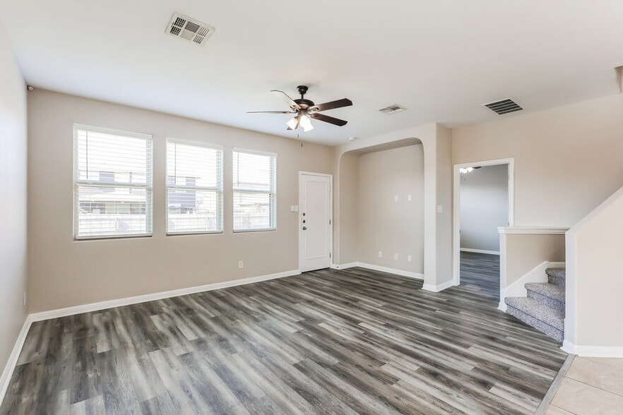 Building Photo - 9850 Red Iron Creek