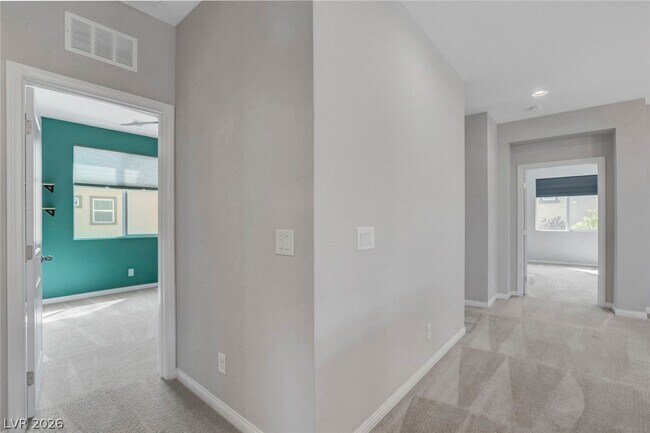 Building Photo - 8067 Tank Loop St